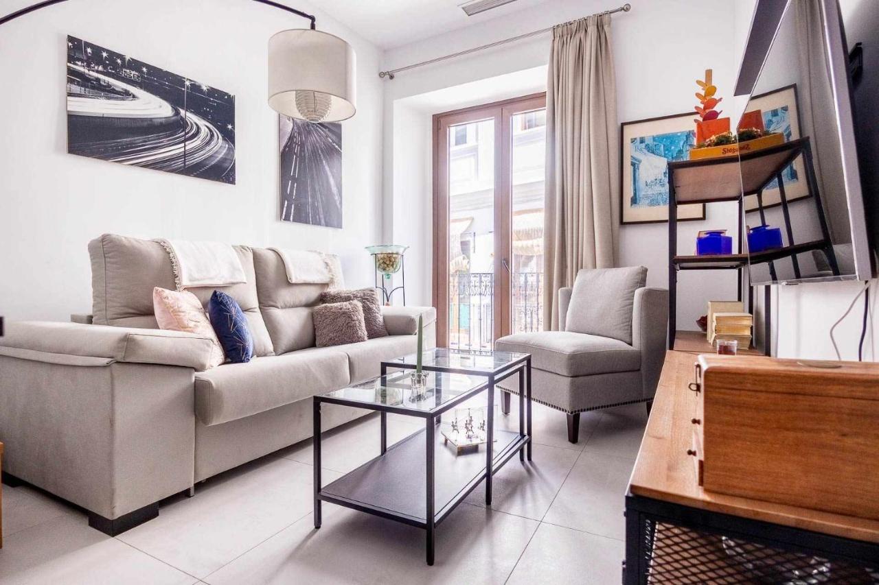 Comfy Away - Apartamento Exclusivo Mercado De Triana Con Balcon Sevilla Eksteriør bilde
