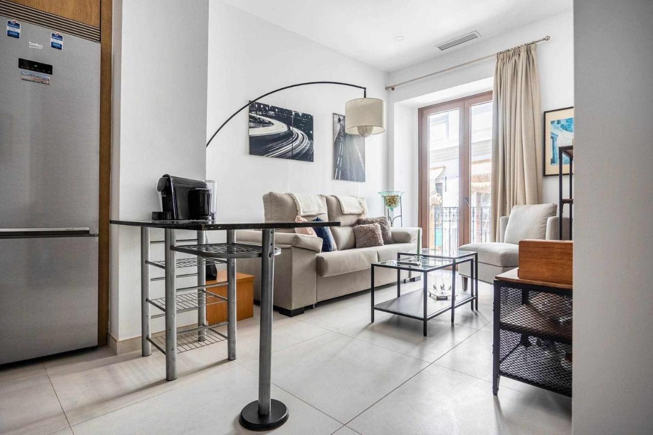 Comfy Away - Apartamento Exclusivo Mercado De Triana Con Balcon Sevilla Eksteriør bilde