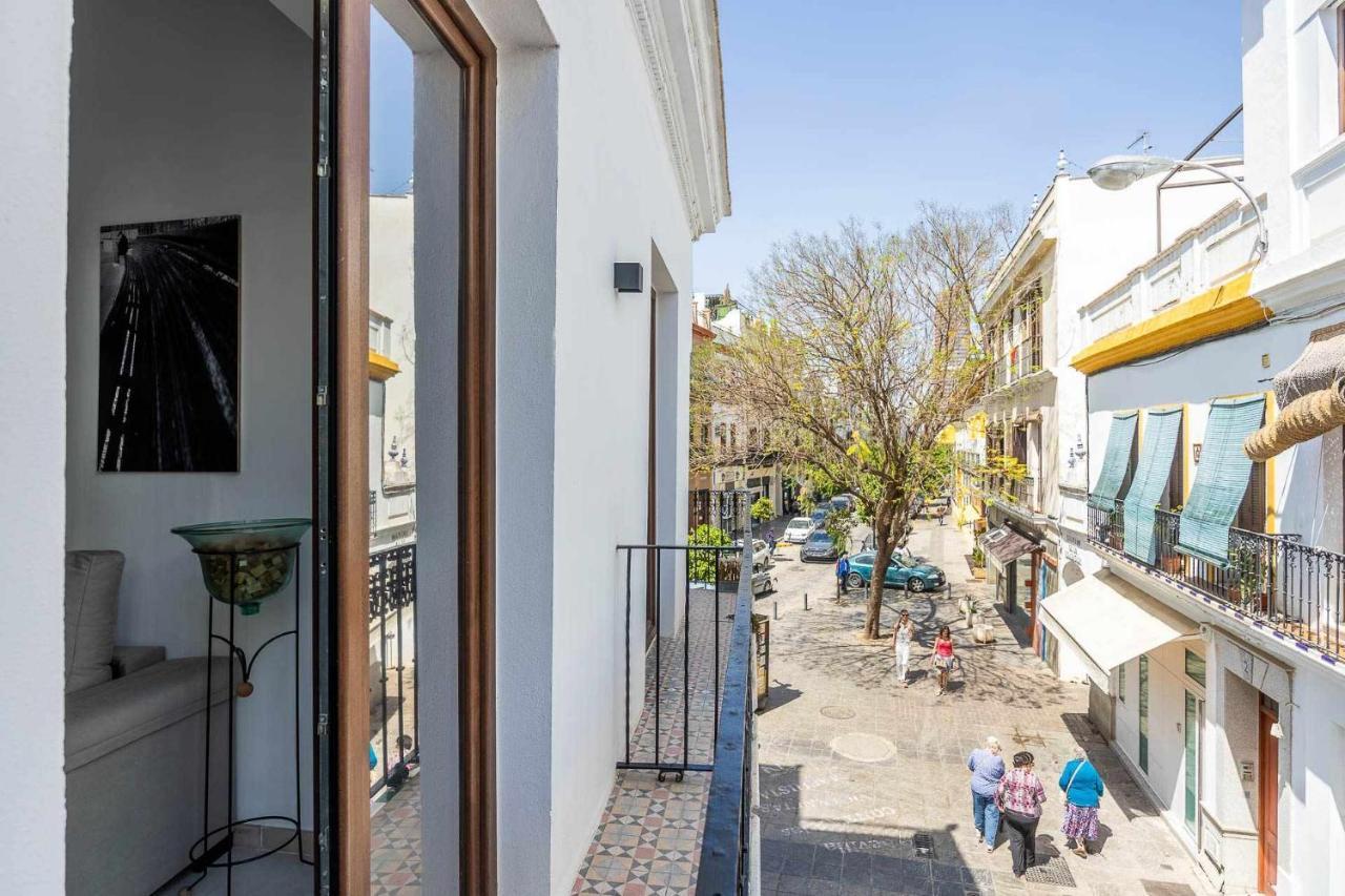 Comfy Away - Apartamento Exclusivo Mercado De Triana Con Balcon Sevilla Eksteriør bilde