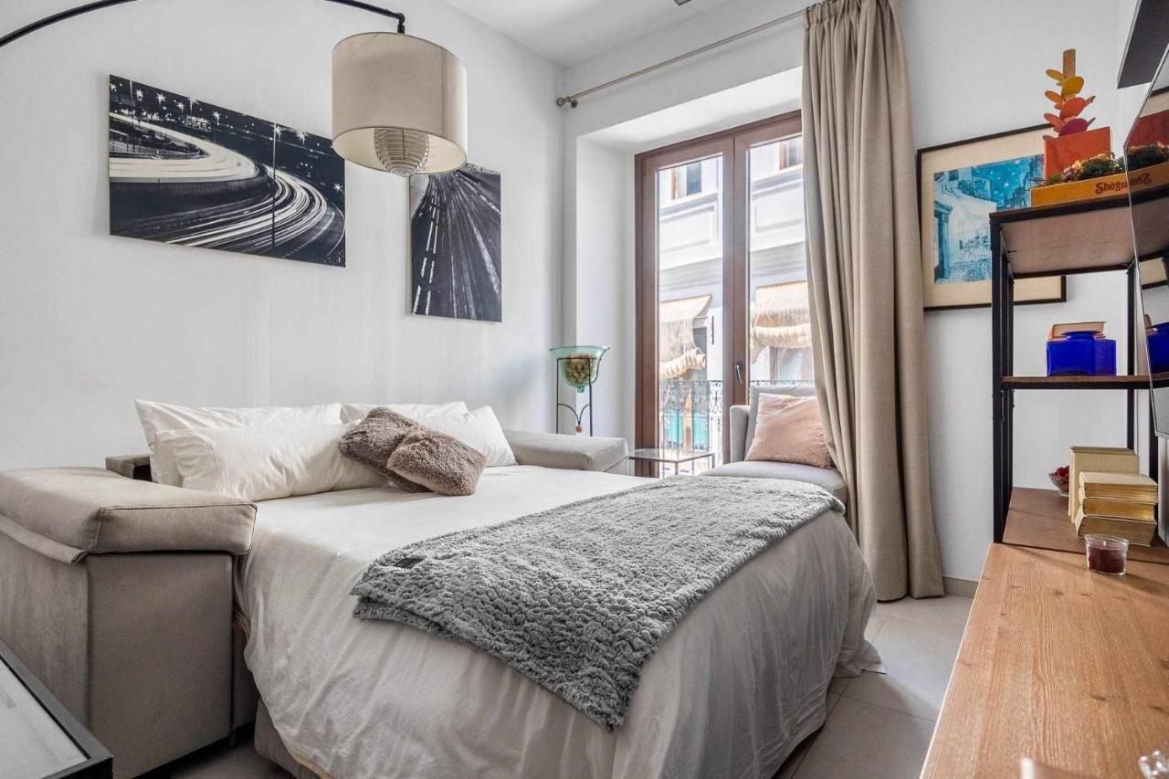 Comfy Away - Apartamento Exclusivo Mercado De Triana Con Balcon Sevilla Eksteriør bilde